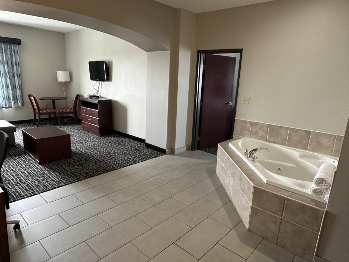 La Quinta By Wyndham Oklahoma City -Юкон Екстер'єр фото
